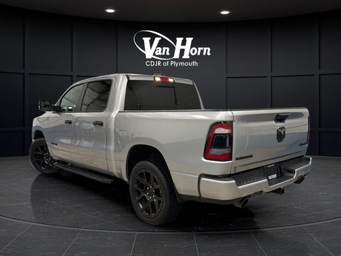 Used 2024 RAM 1500 Laramie AWD/4WD image 5