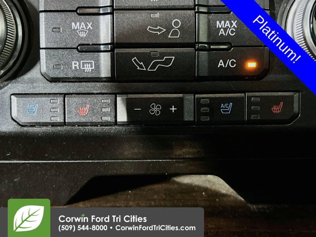 Used 2016 Ford F150 Platinum w/ Equipment Group 701A Luxury AWD/4WD image 23