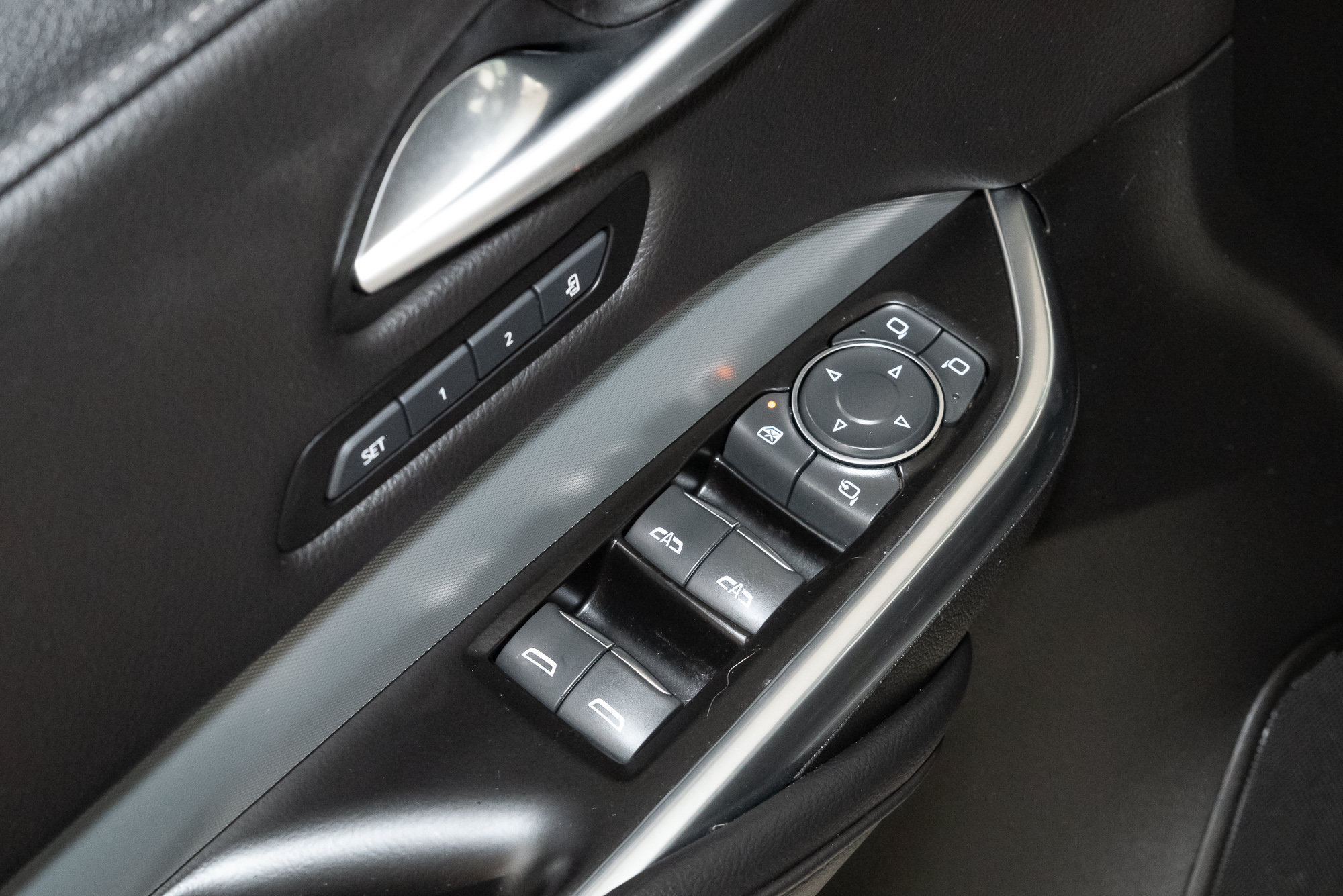 Used 2023 Cadillac XT4 Premium Luxury FWD image 11