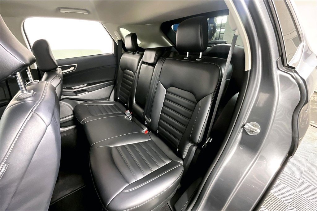Used 2024 Ford Edge SEL AWD/4WD image 26