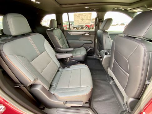 New 2026 GMC Acadia AT4 w/ LPO, Floor Liner Package AWD/4WD image 24