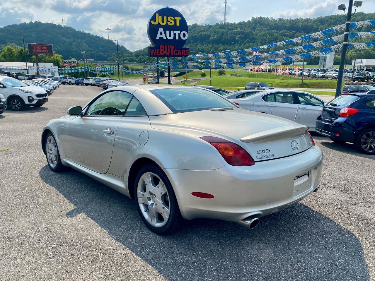 Used 2004 Lexus SC 430 Convertible RWD image 5