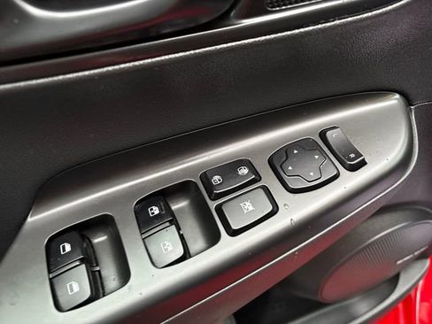 Used 2022 Hyundai Kona N image 12