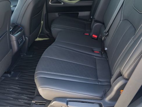 New 2027 INFINITI QX60 Luxe w/ Cargo Package AWD/4WD image 23