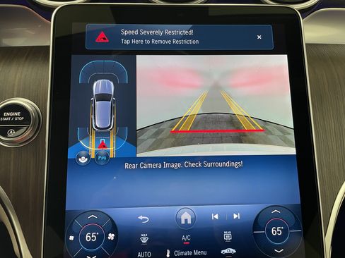 Used 2025 Mercedes-Benz GLC 300 image 22