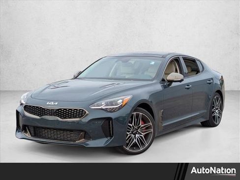Used 2022 Kia Stinger GT2 image 1
