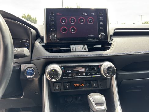 Used 2020 Toyota RAV4 XSE w/ XSE Grade Weather Package AWD/4WD image 21