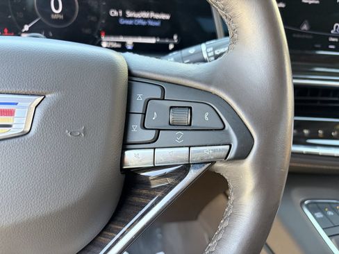 Used 2022 Cadillac Escalade ESV Premium Luxury w/ Performance Package AWD/4WD image 22