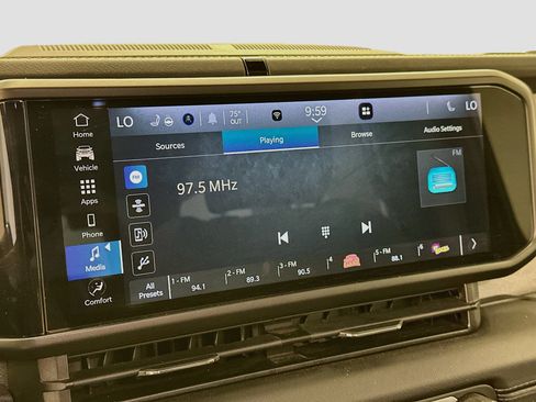 Used 2024 Jeep Wrangler Unlimited Sahara AWD/4WD image 21