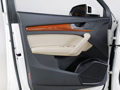 Certified 2023 Audi Q5 2.0T Premium w/ Convenience Package image 26