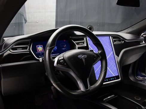 Used 2017 Tesla Model S 75 image 26