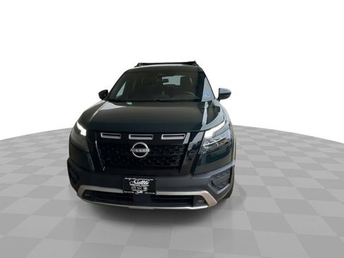 Used 2024 Nissan Pathfinder Rock Creek AWD/4WD image 3