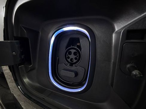 Used 2024 Chevrolet Silverado EV RST image 31