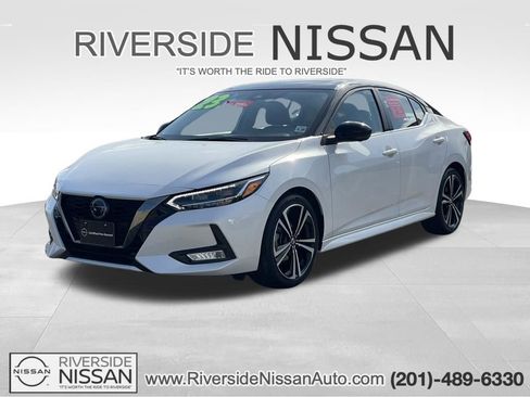 Certified 2023 Nissan Sentra SR w/ SR Premium Package FWD image 1