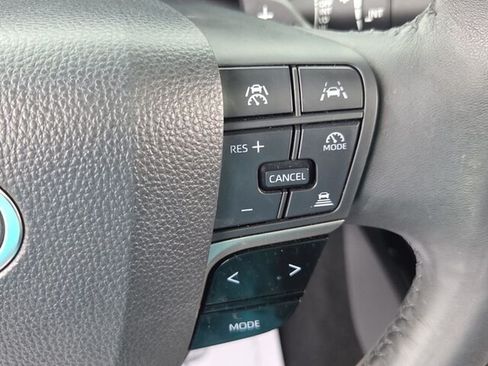 Used 2025 Toyota Camry XSE FWD image 24