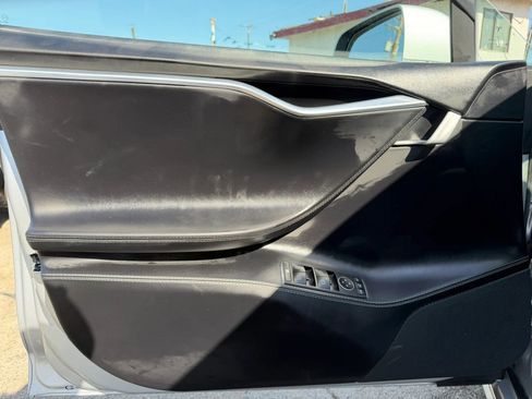 Used 2017 Tesla Model S 75 RWD image 9