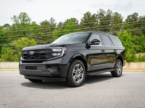 New 2026 Ford Expedition Active AWD/4WD image 3