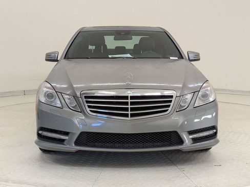 Used 2012 Mercedes-Benz E 350 4MATIC Sedan image 5