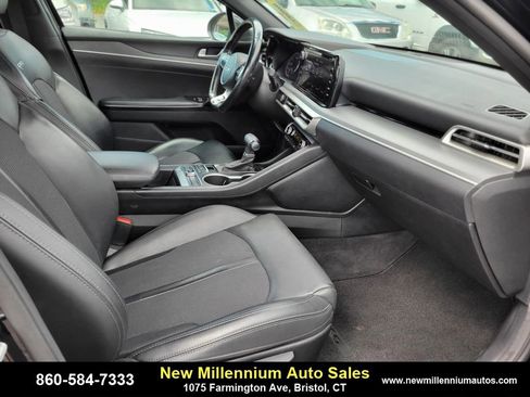 Used 2022 Kia K5 GT-Line image 11