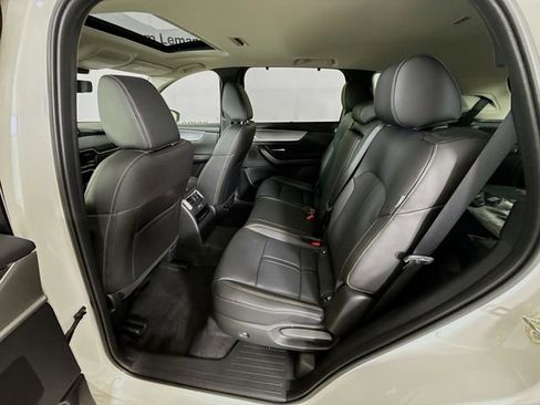 New 2025 MAZDA CX-90 3.3 Turbo w/ Preferred Package image 24