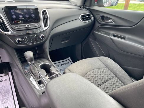 Used 2023 Chevrolet Equinox LT image 18