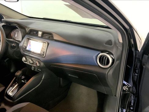 Used 2025 Nissan Versa SV FWD image 16