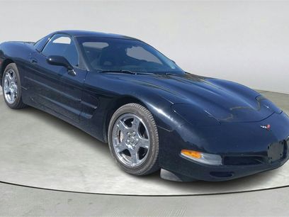 Used 1998 Chevrolet Corvette Coupe w/ Performance Handling Pkg
