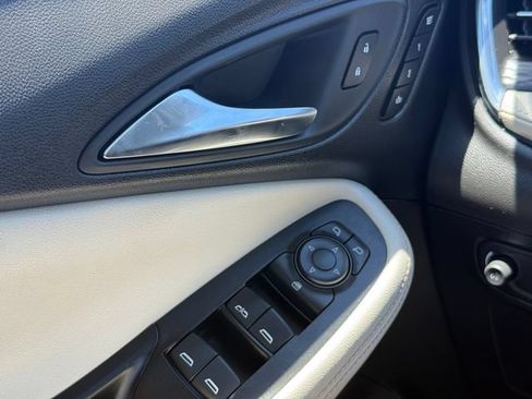 Certified 2024 Buick Encore GX Avenir AWD/4WD image 21