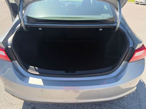 Used 2025 Chevrolet Malibu LT FWD image 22