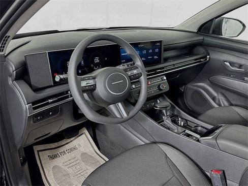 New 2026 Hyundai Tucson SE image 10