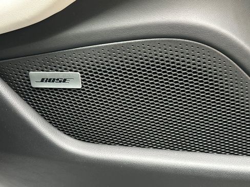 New 2026 Porsche Taycan image 19