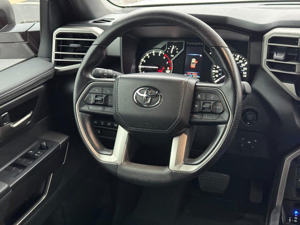 Used 2025 Toyota Tundra SR5 AWD/4WD image 14
