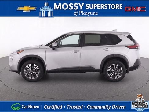 Used 2023 Nissan Rogue SV FWD image 7