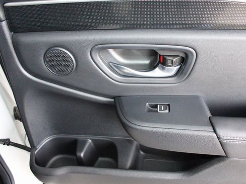 Used 2025 Honda Pilot Elite image 52