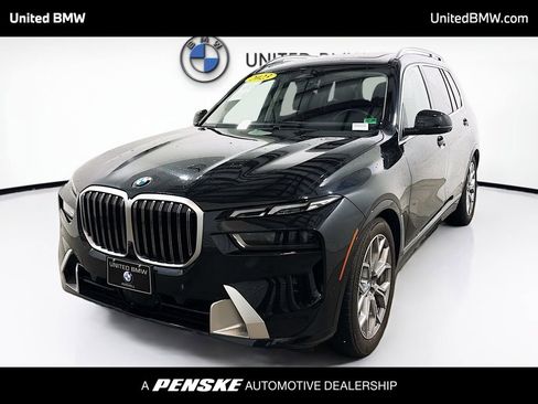 Used 2023 BMW X7 xDrive40i image 1