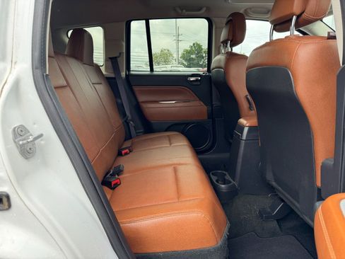 Used 2017 Jeep Compass High Altitude AWD/4WD image 18