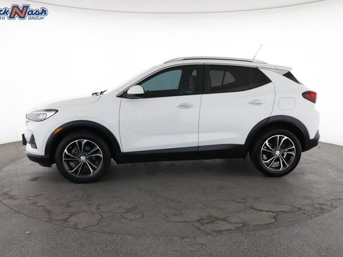 Used 2022 Buick Encore GX Essence FWD image 7
