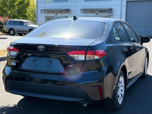 Certified 2024 Toyota Corolla LE FWD image 5