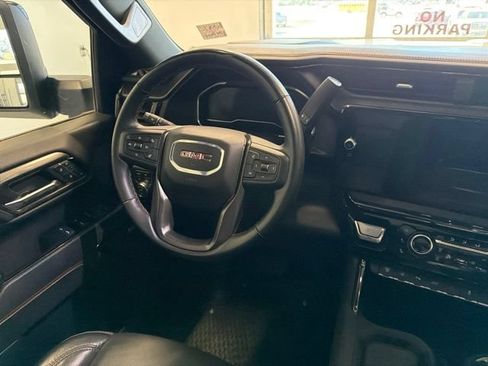 Used 2024 GMC Sierra 2500 AT4 w/ AT4 Premium Plus Package AWD/4WD image 35