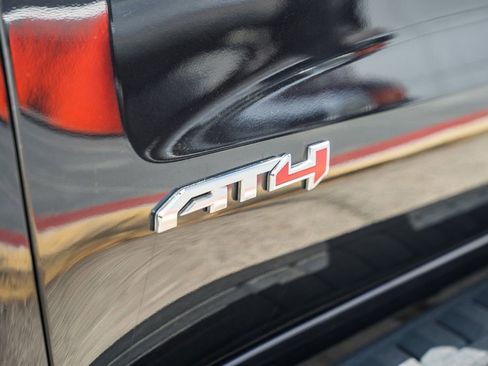 Used 2022 GMC Sierra 1500 AT4 w/ AT4 Premium Package image 23