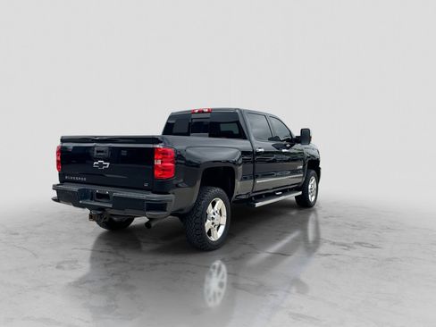 Used 2019 Chevrolet Silverado 2500 LT w/ Custom Sport Edition AWD/4WD image 8