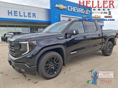 Used 2025 GMC Sierra 1500 Elevation w/ Preferred Package