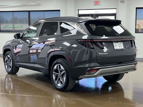 Certified 2025 Hyundai Tucson SEL image 7