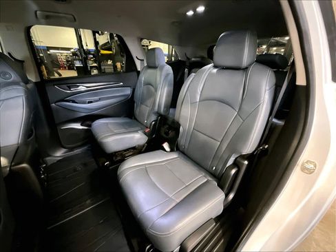 Used 2020 Buick Enclave Premium w/ LPO, Touring Package image 15