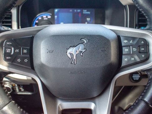 Used 2023 Ford Bronco Wildtrak image 14