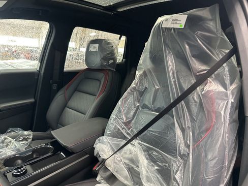 New 2026 Chevrolet Equinox RS w/ Convenience Package III image 5