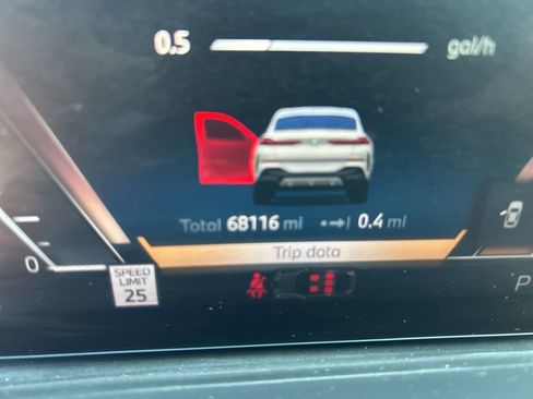 Used 2024 BMW X6 xDrive40i AWD/4WD image 12