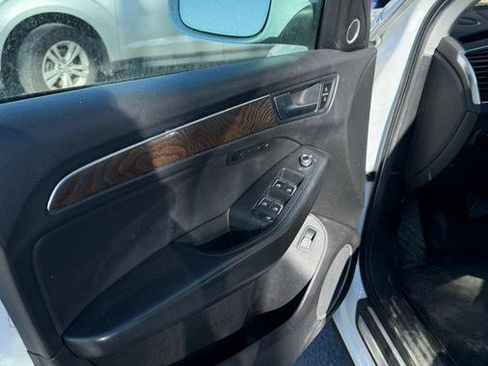 Used 2014 Audi Q5 2.0T Premium Plus w/ Premium Plus Package image 15