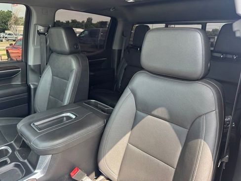 Used 2022 GMC Sierra 1500 SLT w/ SLT Premium Plus Package AWD/4WD image 12