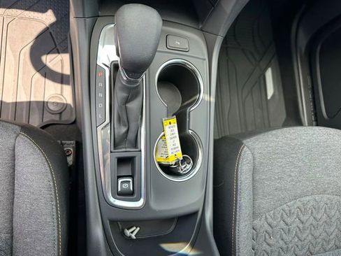 Used 2023 Chevrolet Equinox LT FWD image 20